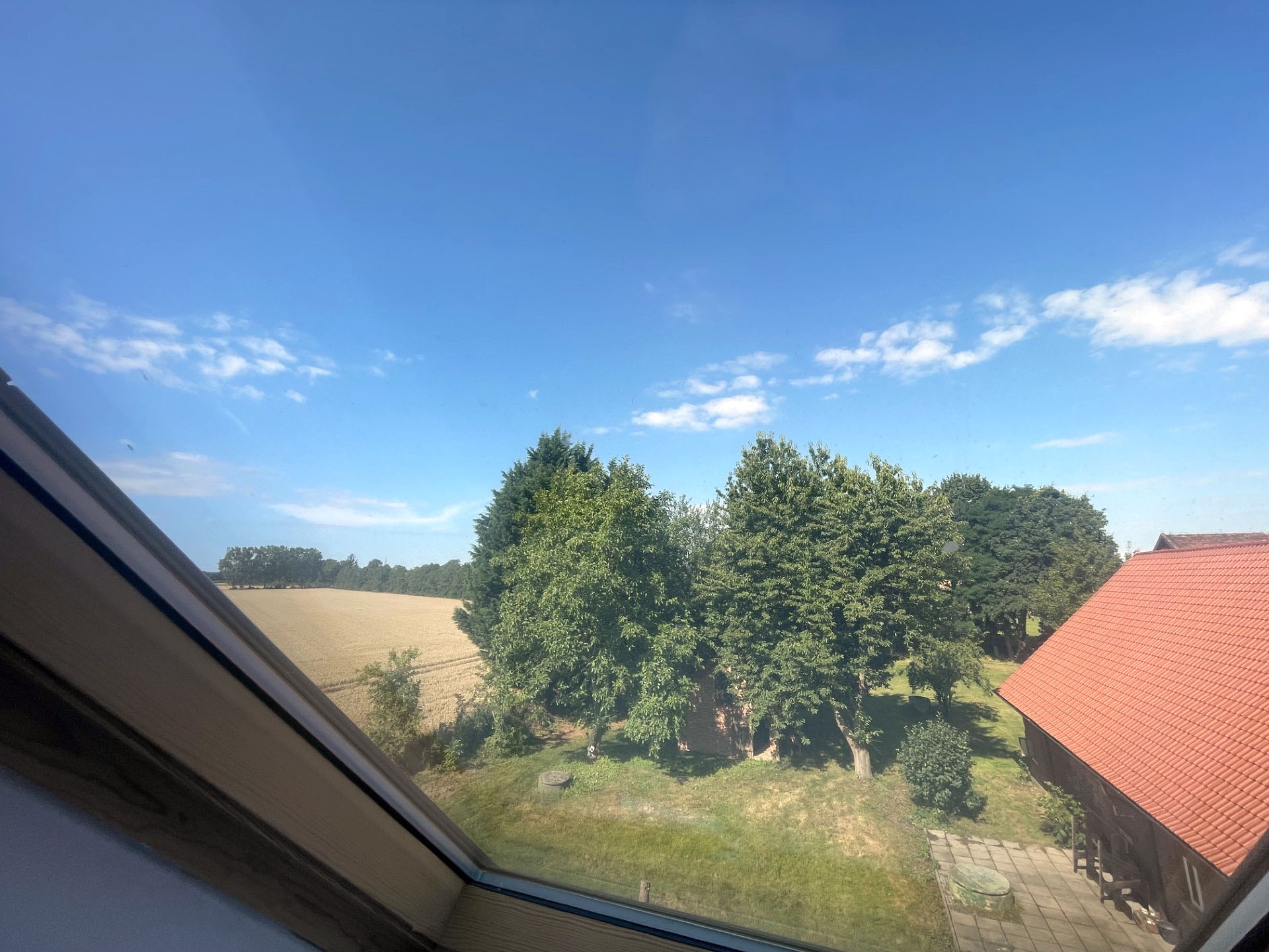 Morgenrot – Ausblick aus dem Bad
